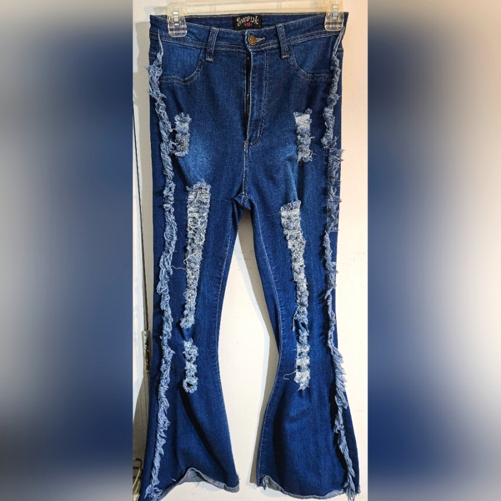 Flare leg ripped jeans